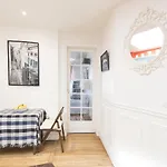 Veeve - Magical By Montmartre
